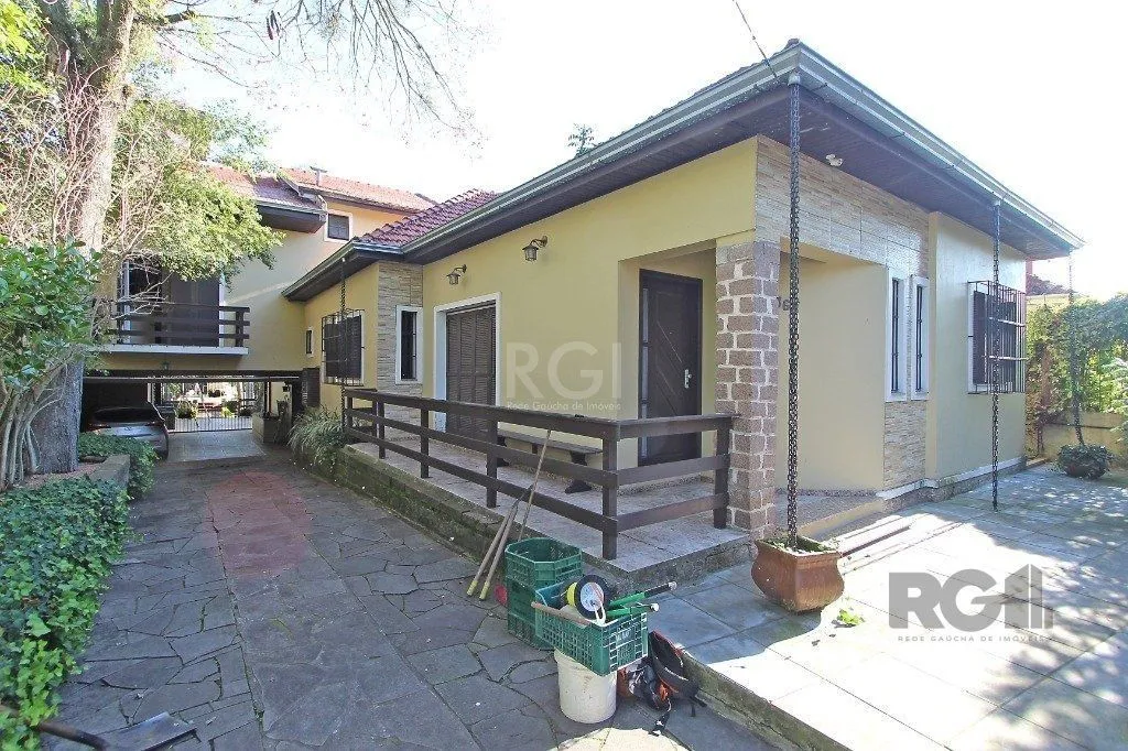 Imagem casa com terreno de 900m² na Av. Eng. Ludolfo Boehl - Teresópolis