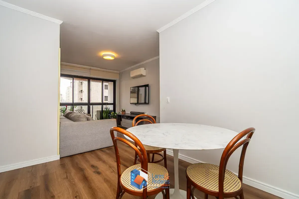 Imagem Apartamento para venda em Moema com 3 quartos, sendo 1 suíte, 90m²