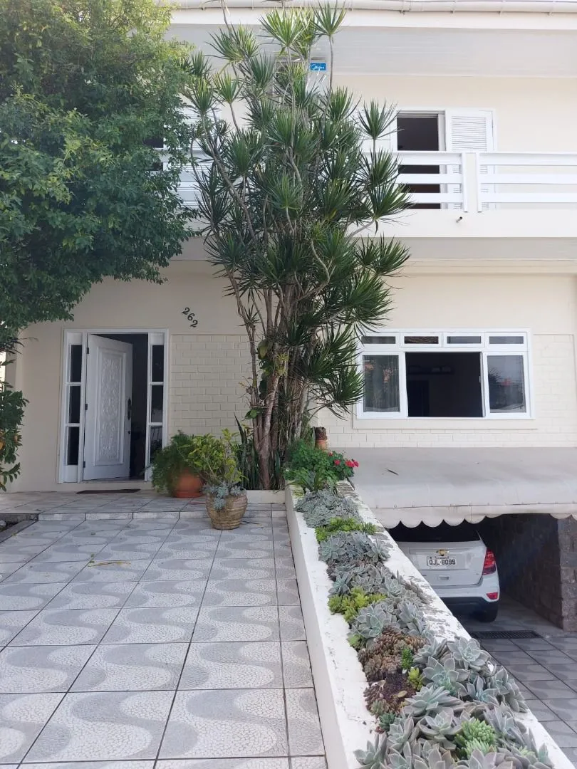 Imagem Casa à venda com 4 quartos 4 suítes, 320,88m² em Coqueiros Florianópolis