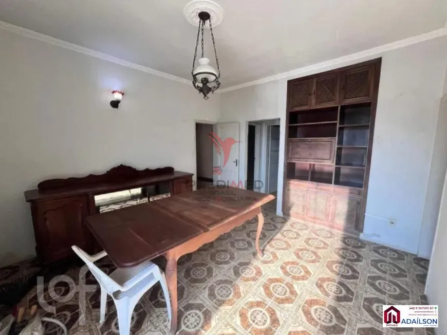 Imagem Casa em Florianópolis com 4 Quartos e 2 banheiros à Venda, 141 m² por R$ 1.490.000