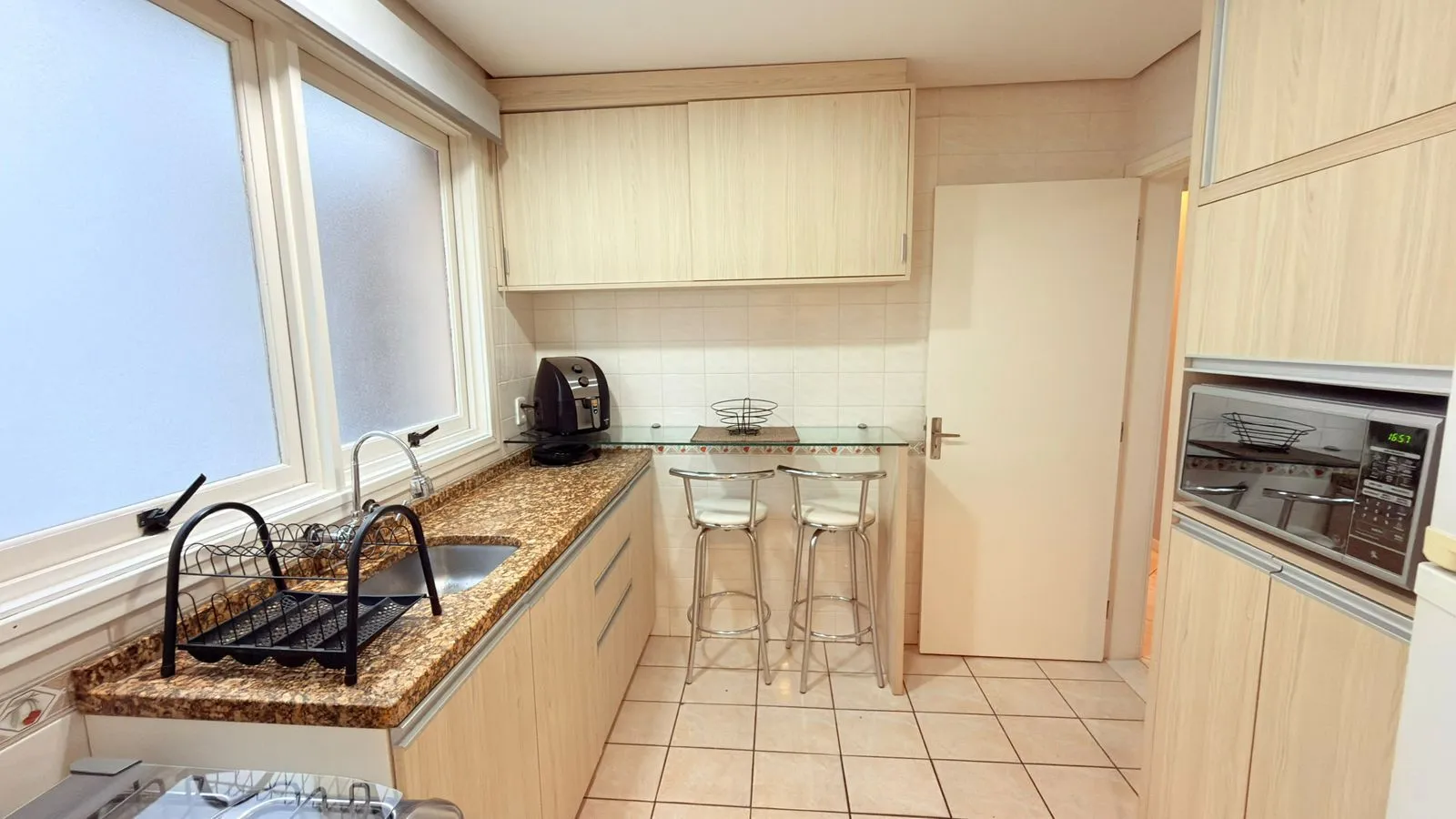 Imagem Apartamento à venda no Passo D'areia com 84,28m² ,3 quartos, 1 suíte, 1 vaga