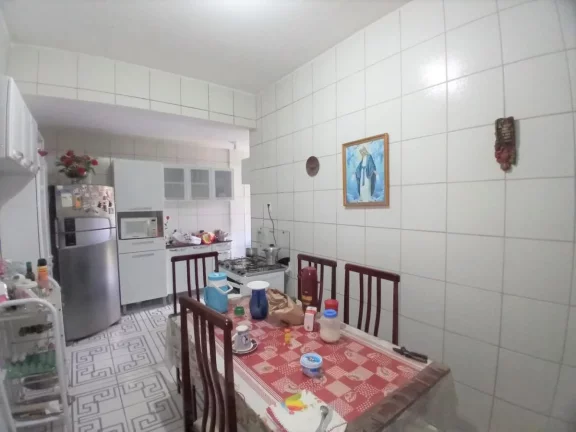 Imagem Casa para Venda em Recife, Jardim São Paulo, 5 dormitórios, 2 banheiros, 2 vagas