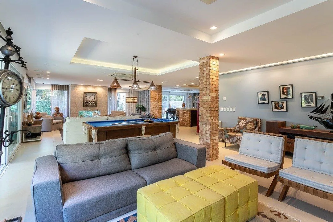 Imagem Casa Condominio para Venda - 588.62m², 4 dormitórios, sendo 4 suites, 5 vagas - Pedra Redonda