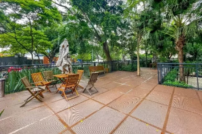 Imagem THERA FARIA LIMA - Apto 70m² (Revenda), ótima localização, próximo à Estação Pinheiros do metrô!!