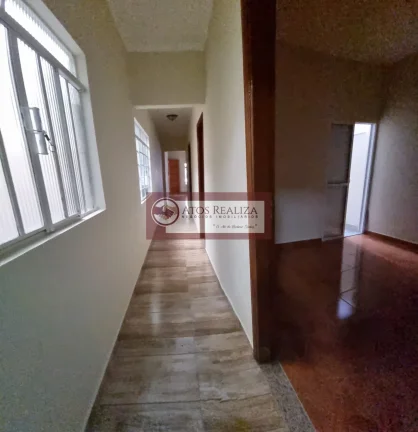 Imagem Sobrado à venda em Jardim Santa Cruz - São Paulo com 220M², 4 dormitórios e 3 banheiros por R$ 690.000,00