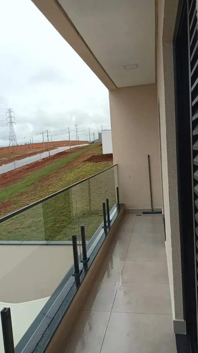 Imagem Sobrado espaçoso disponível