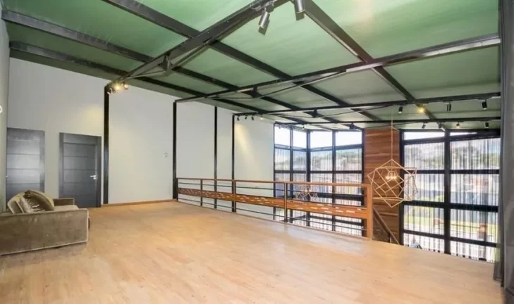 Imagem Casa Alto Padrão com 3 Quartos à Venda em Butiatuvinha – 455m