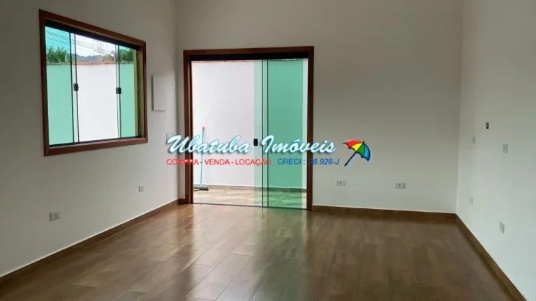 Imagem Casa com 03 dormitórios no Jardim samambaia