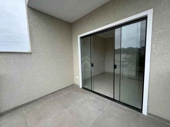 Imagem SOBRADO COM PISCINA, 3 QUARTOS SENDO SUÍTE, BARRA DO SAÍ
