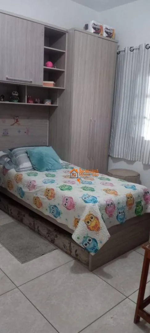 Imagem Sobrado com 4 dormitórios à venda por R$ 600.000,00 - Parque Renato Maia - Guarulhos/SP