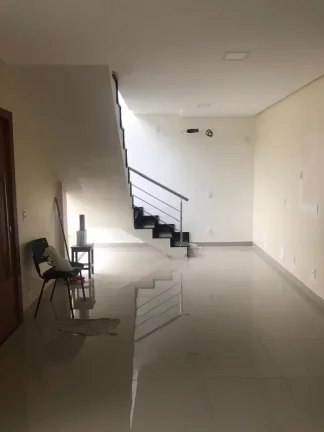 Imagem CASA RESIDENCIAL em MANAUS - AM, FLORES