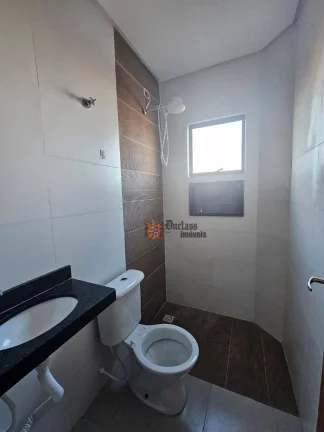 Imagem Sobrado com 3 dormitórios à venda, 100 m² por R$ 570.000,00 - Maracanã - Praia Grande/SP