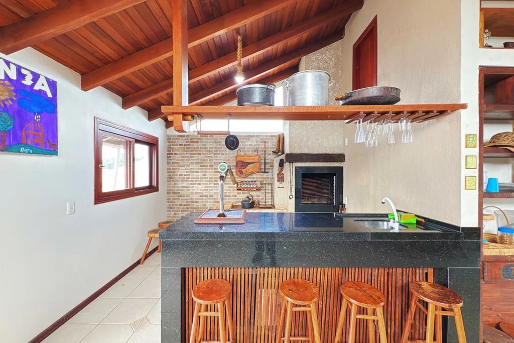 Imagem Casa de Condomínio em Hípica