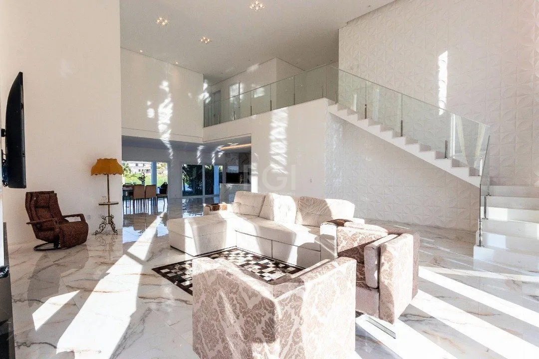 Imagem Casa Condominio para Venda - 388m², 5 dormitórios, sendo 3 suites, 4 vagas - Terra Ville