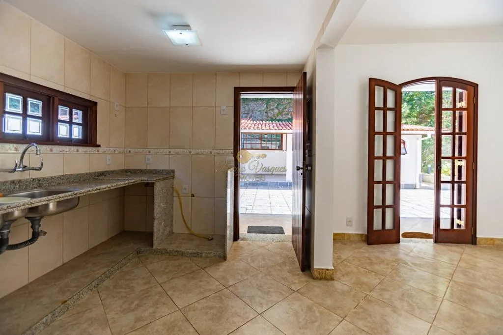 Imagem Casa em Condomínio para Locação em Teresópolis / RJ no bairro Carlos Guinle