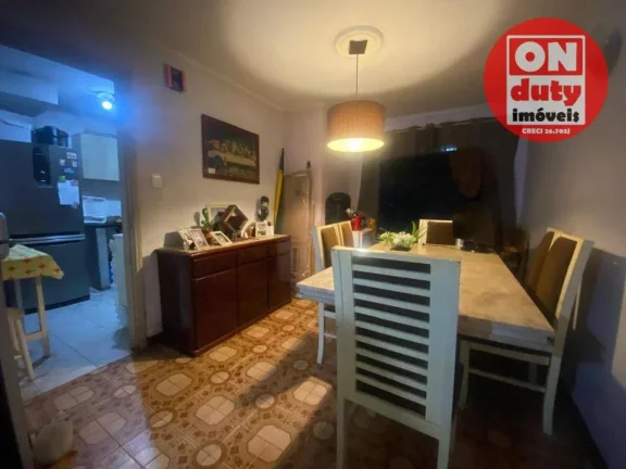 Casa com 2 dormitórios em Santos