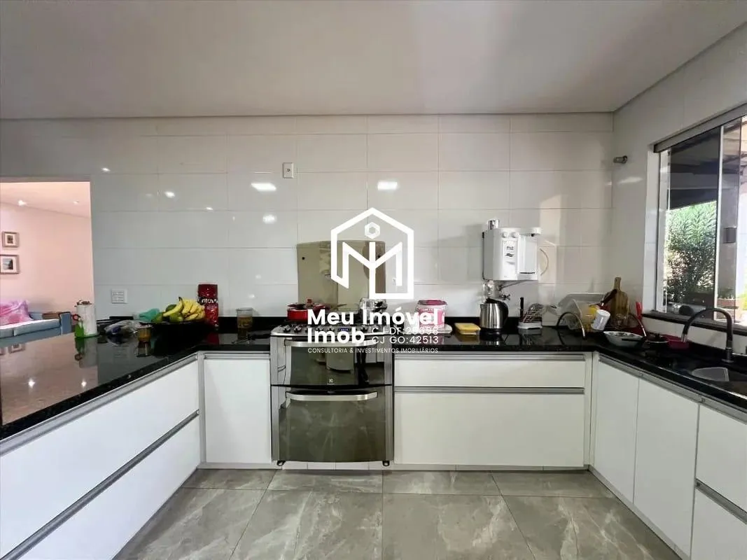 Imagem Condomínio Jardins Casa 4 Quartos 3 Suítes 2 Vagas 350m²