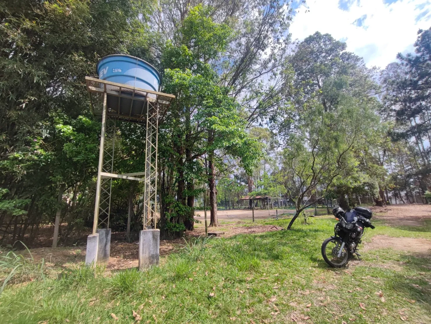 Imagem Chácara à venda 2 Quartos, 37000M², Figueira, Guaratinguetá - SP