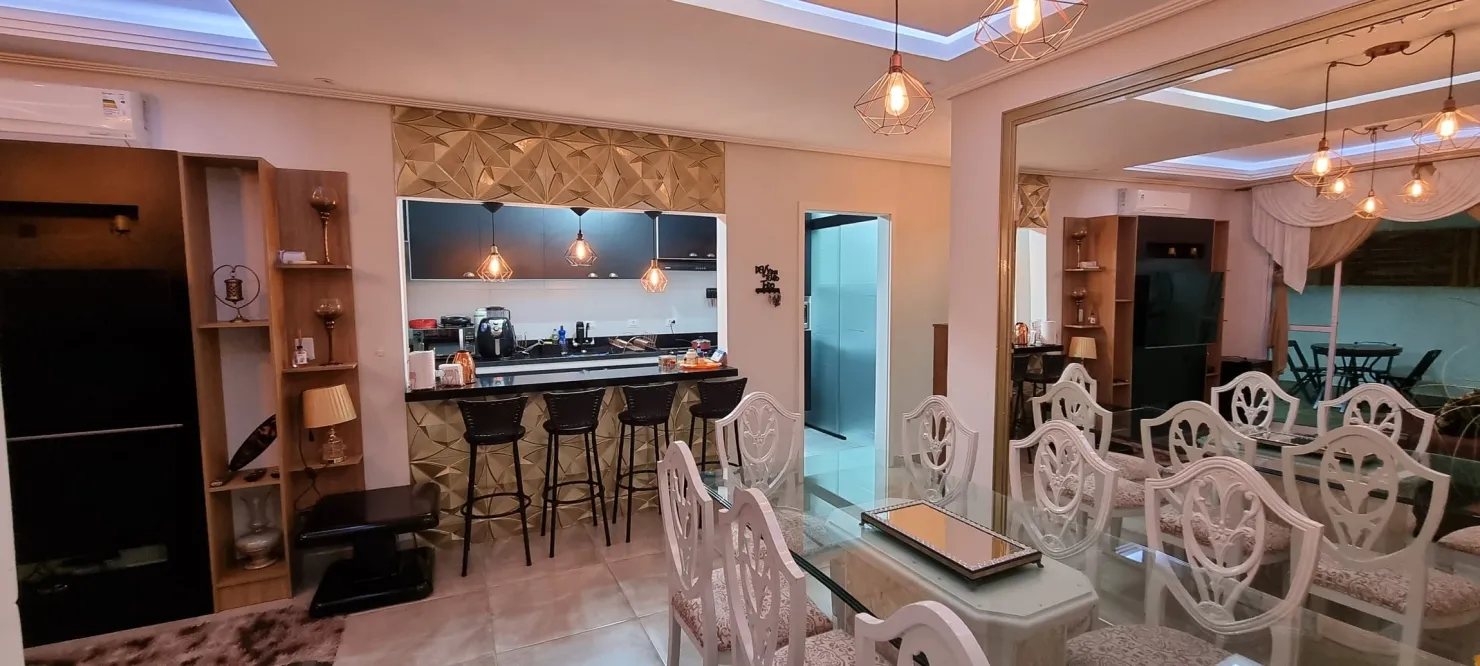 Imagem Casa Térrea Moderna e Funcional em Condomínio Fechado Próximo ao Centro com Jacuzzi, Churrasqueira e Mais