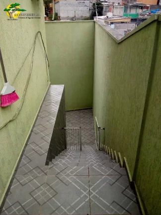 Imagem SOBRADO COM 3 DORMS, SENDO 1 SUITE E VAGA PRÓXIMO AO ANDORINHA