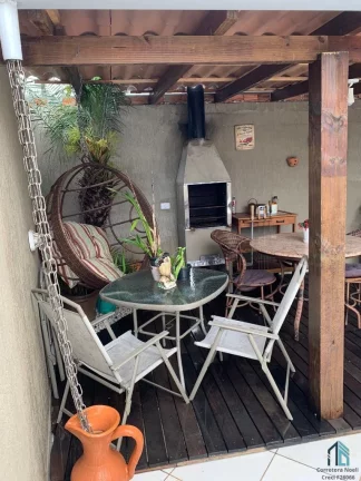 Imagem Sobrado a venda 03 quartos c/2 suítes no Xaxim em Curitiba PR
