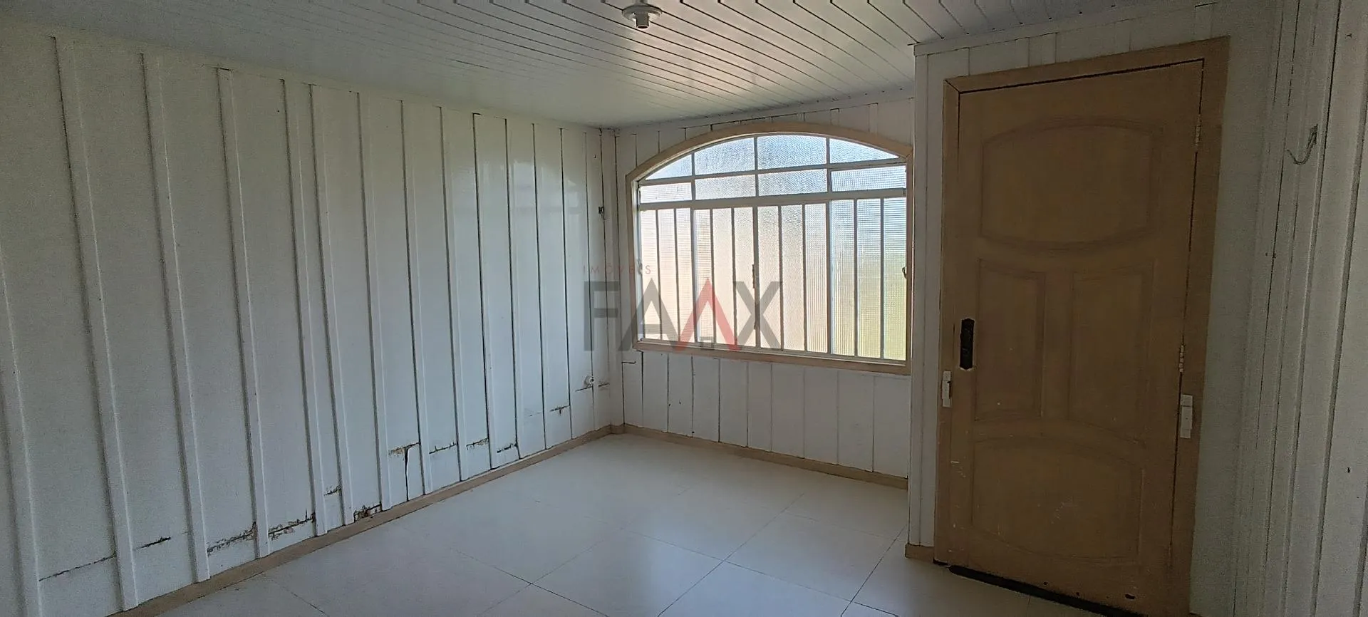 Imagem Casa de madeira com amplo terreno, DOS ESTADOS, GUARAPUAVA - PR