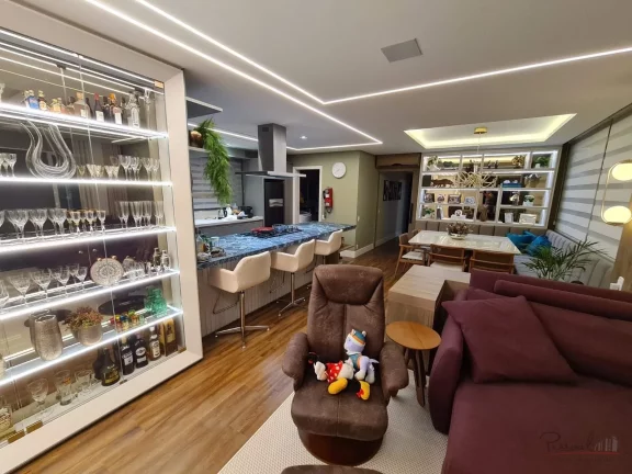 Imagem Apartamento semi-mobiliado à venda com 4 suítes, sendo uma master com closet, lavabo, sacada com c...
