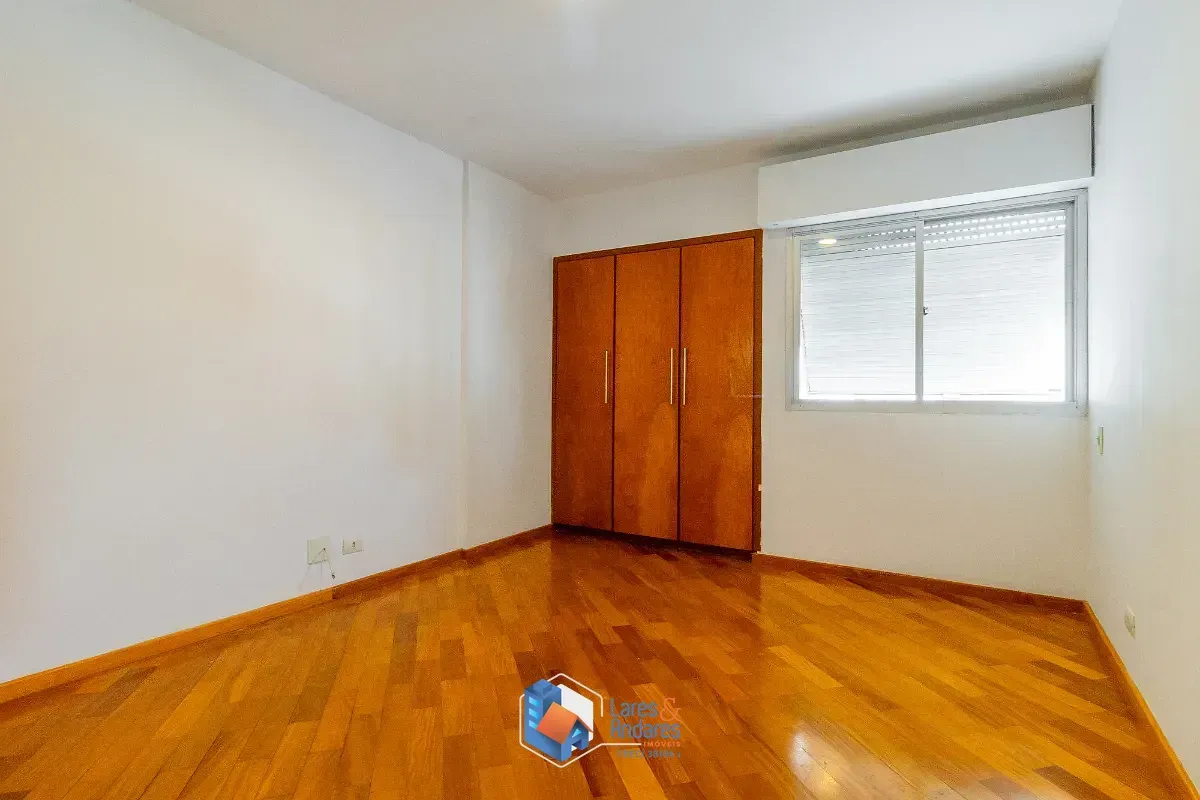 Imagem Apartamento para venda em Campo Belo com 3 quartos, sendo 1 suíte, 236m²