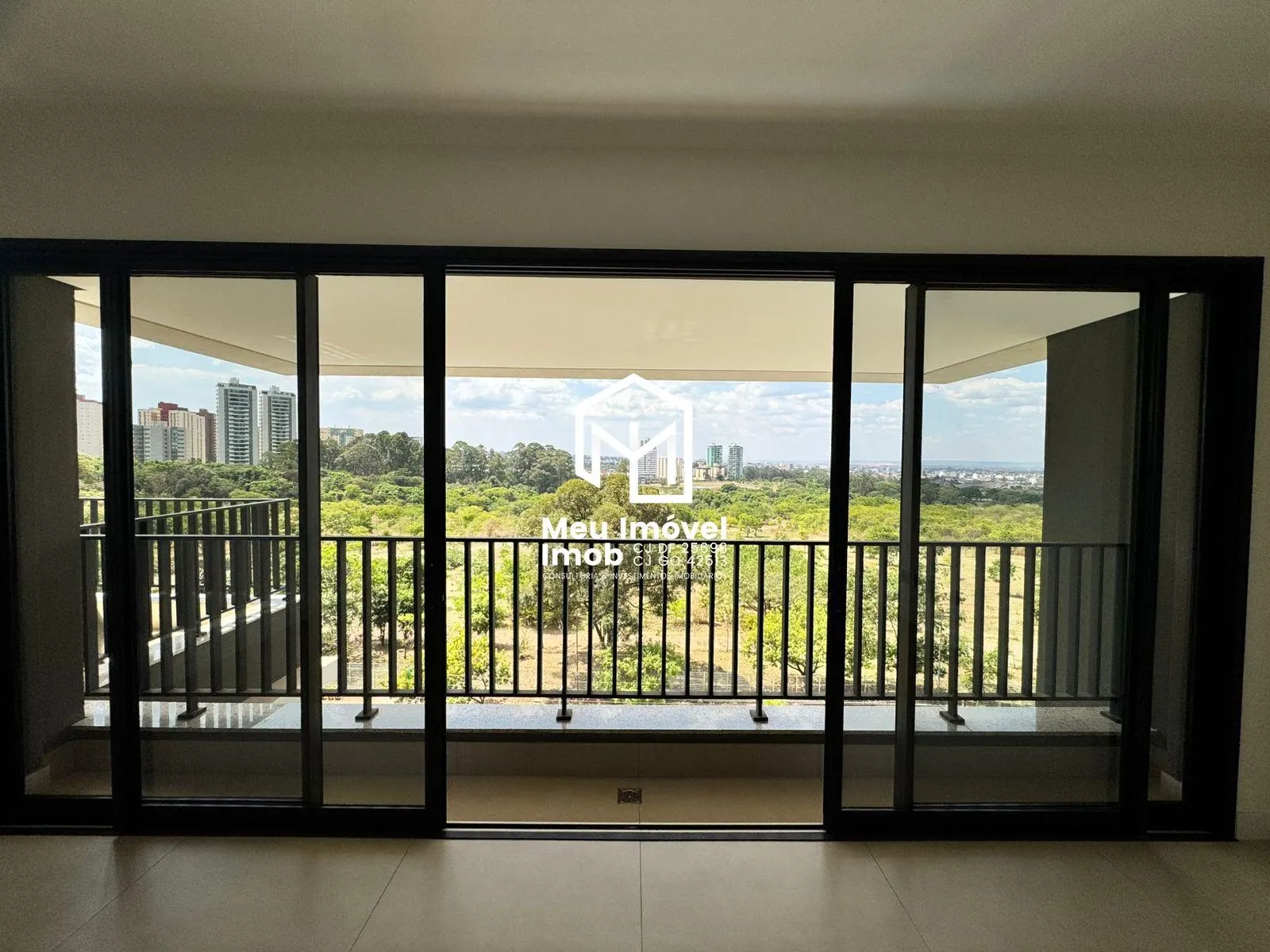 Imagem Apartamento 4 Quartos 4 Suítes 3 Vagas 175m² Novo AC FGTS