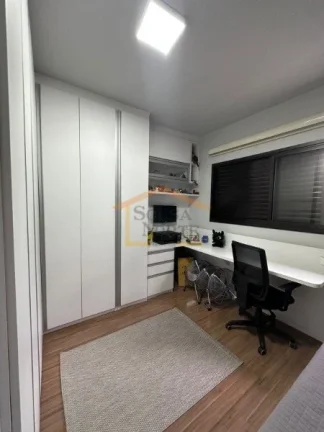 Imagem Casa em Condomínio Fechado!
Excelente casa, 3 dormitórios, sendo 2 suítes, lavabo, sala para dois...