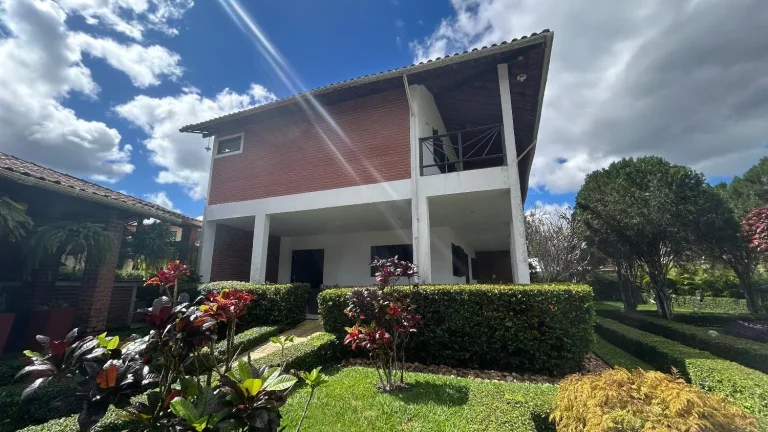 Imagem Vendo Casa no condomínio Country Aldeia!