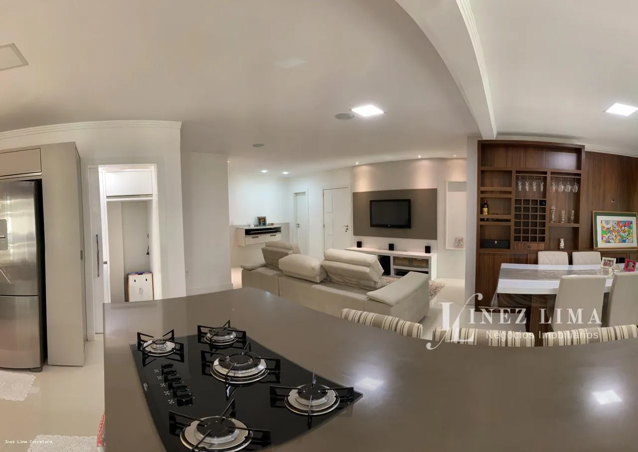 Imagem Apartamento 3 Quartos para Venda, 3 dormitórios, 3 suítes, 4 banheiros, 2 vagas