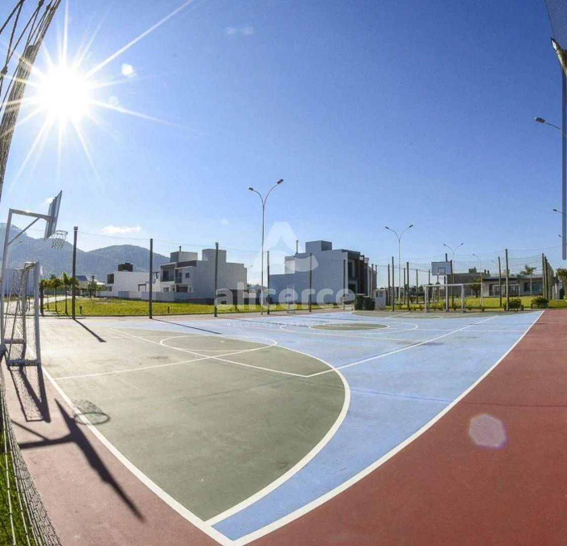 Imagem Excelente Oportunidade de Investimento em Condomínio Completo! Casa à venda no Delta Ville - Biguaçu/SC