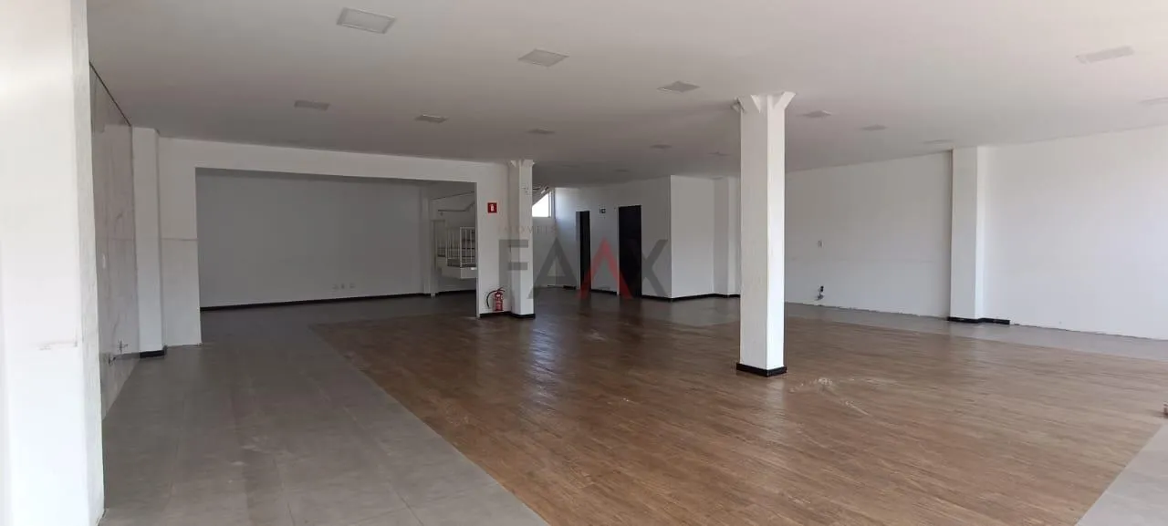 Imagem Sala comercial aonde era o Carro quebrado no Centro em Guarapuava PR