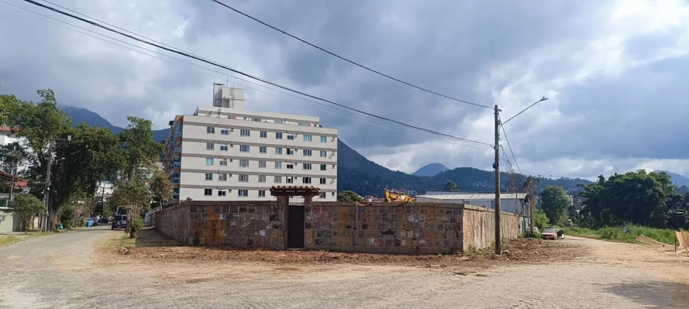 Imagem Apartamento para Venda em Teresópolis / RJ no bairro Alto
