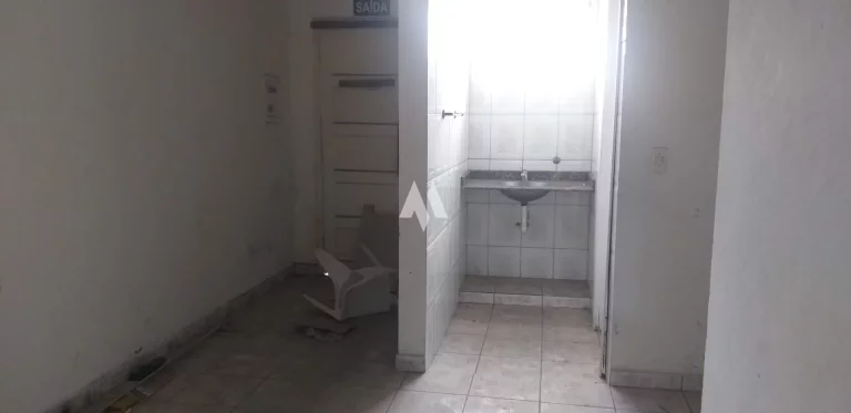 Imagem Pavilhão/Galpão à venda no bairro Macuco - Santos/SP
