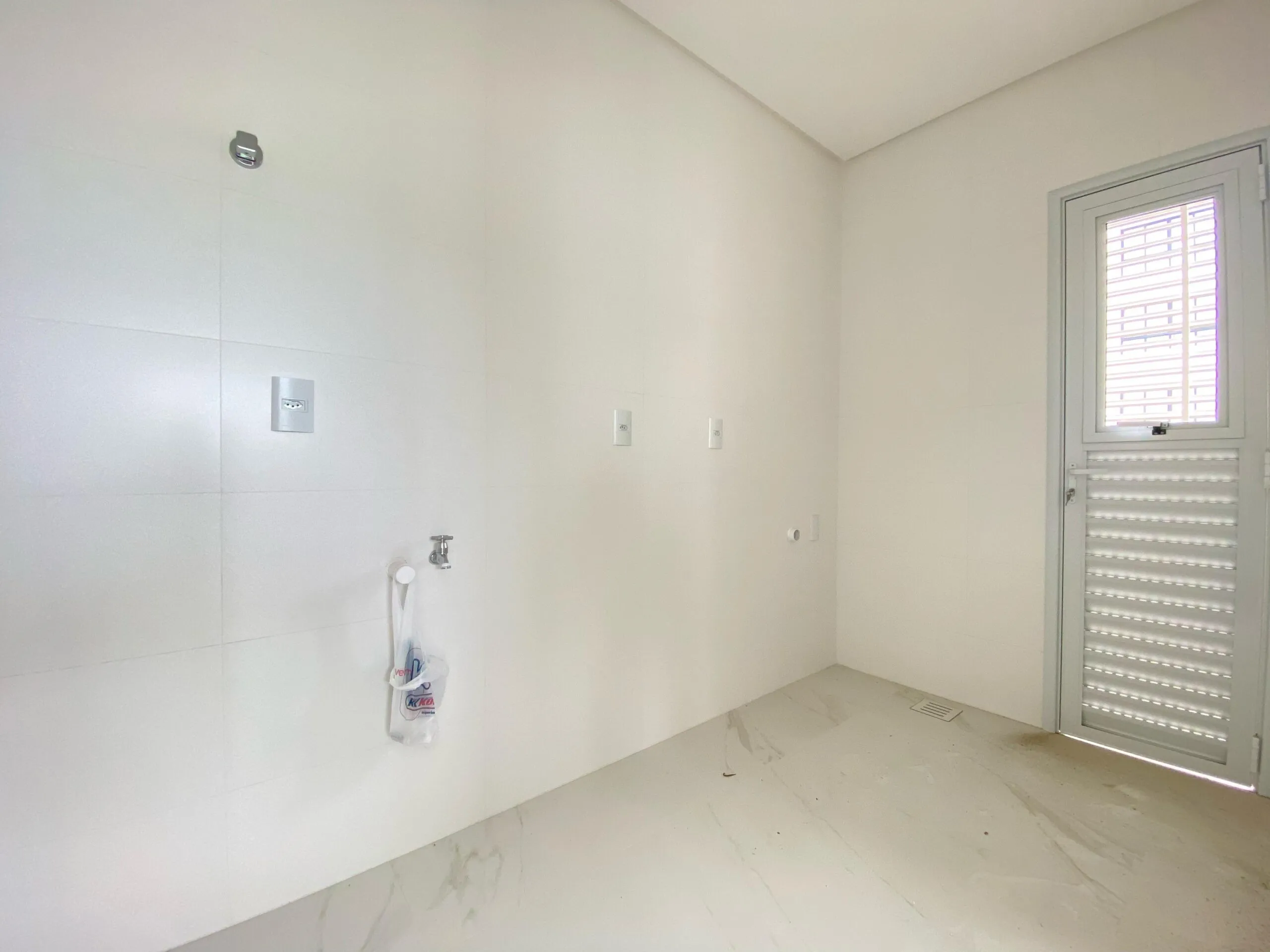 Imagem Apartamento com vista para o mar à venda com 200m2 por R$ 6.500.000,00