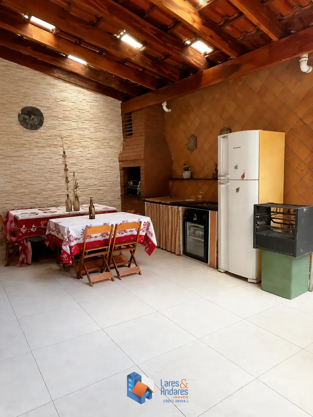Imagem Casa no condomínio Loteamento City Jaragua para venda com 3 quartos, 90m²