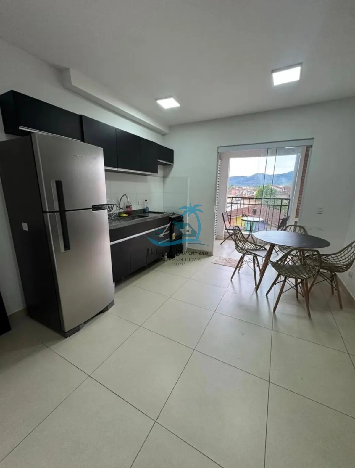 Imagem Apartamento com 2 dormitórios à venda no centro de Ubatuba