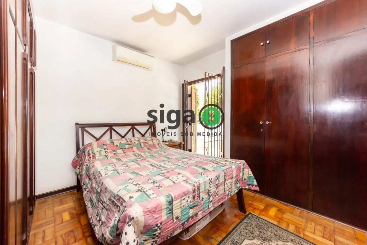 Imagem Casa à venda na Granja Julieta - 225m², 4 quartos e 2 vagas