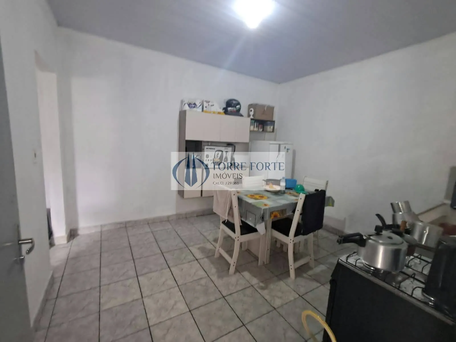 Imagem Terreno com 2 casas