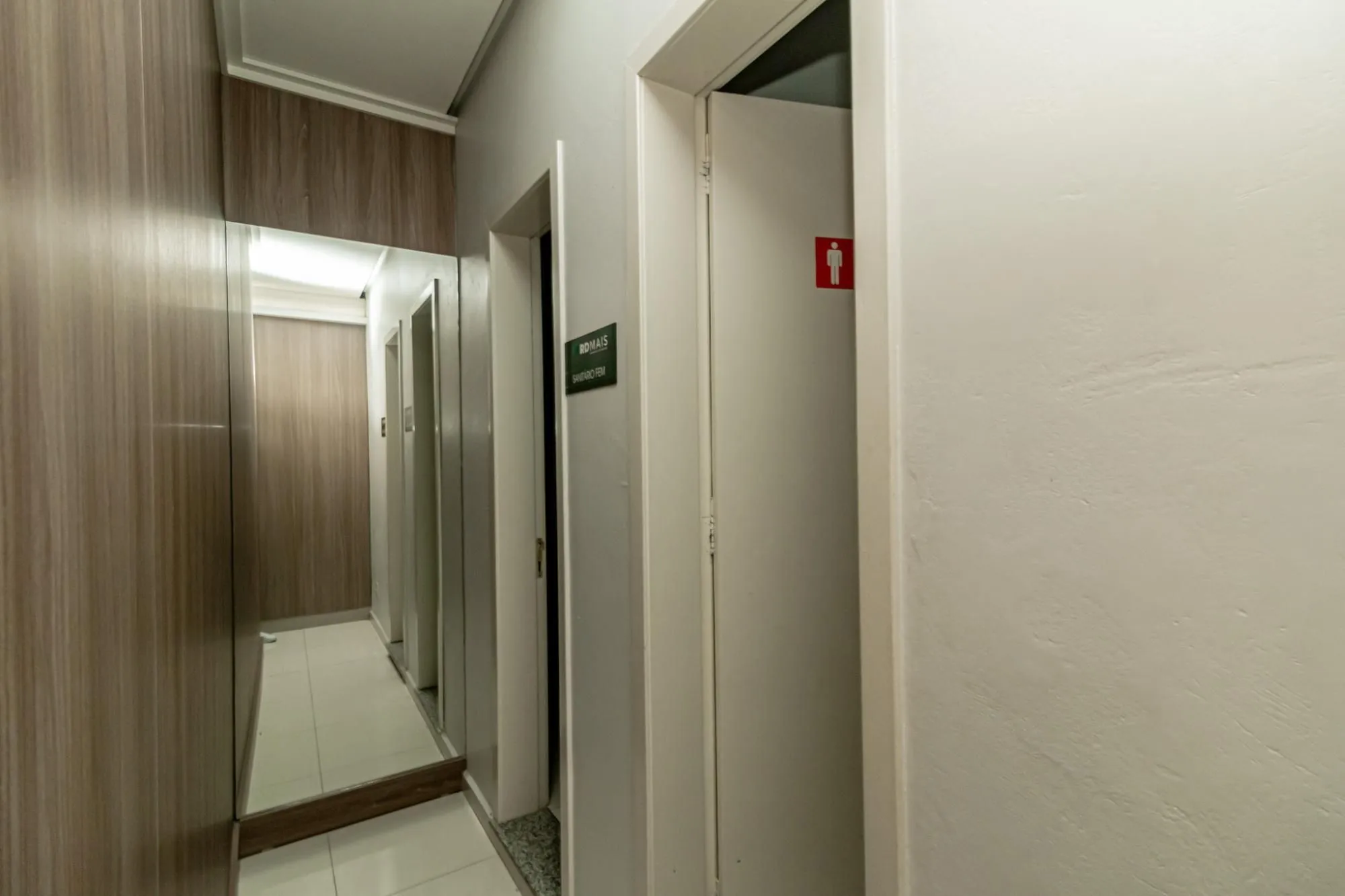 Imagem Prédio Comercial em Navegantes
