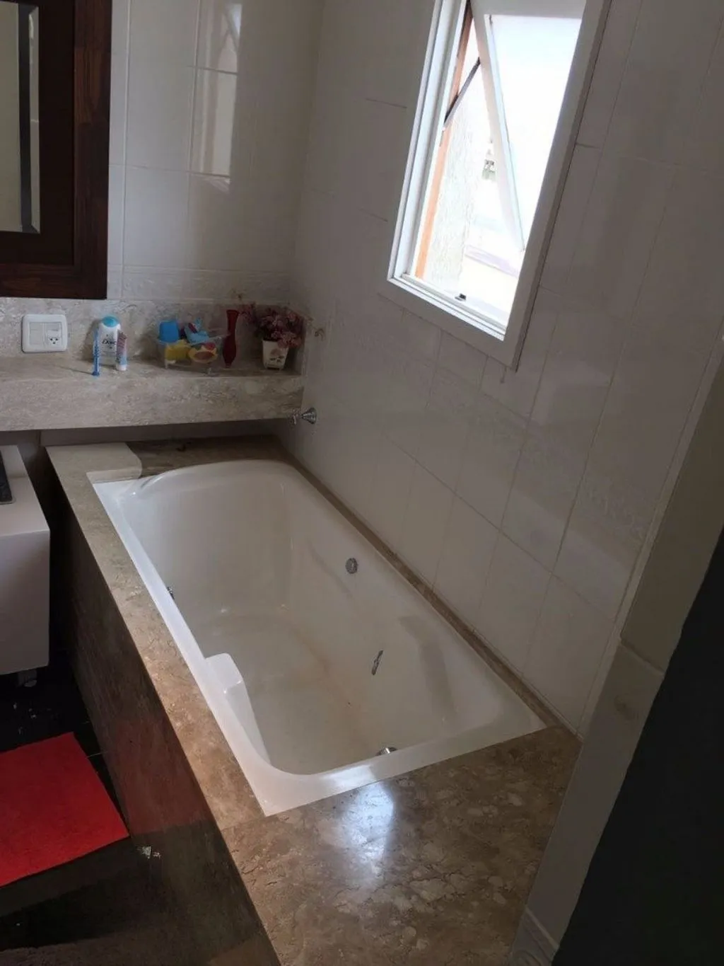 Imagem Apartamento de 3 dormitórios à venda no Bairro Jardim Sabará - Porto Alegre