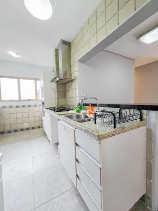 Imagem Apartamento à Venda 100 metros da praia, com 3 Dormitórios 1 suíte 85 m² - em Riviera de São Lourenç