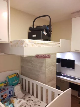 Imagem Linda cobertura em Guarulhos, com 2 dormitórios, sala com sacada, 2 banheiros, cozinha espaçosa com planejado e balcão americano de granito e uma área