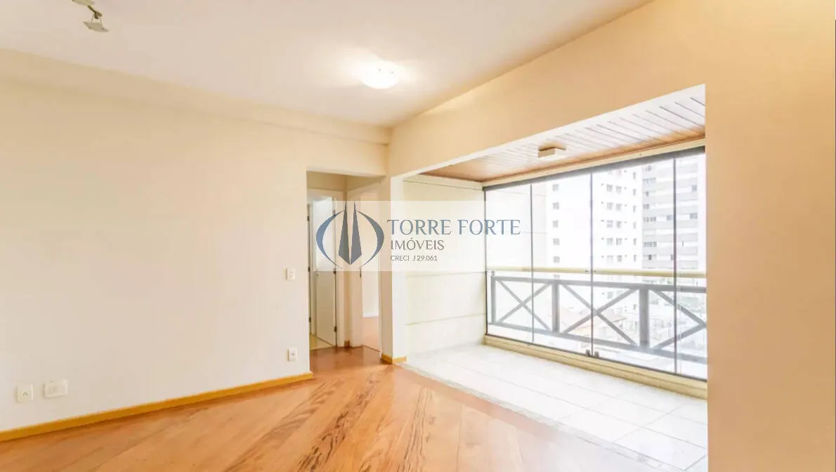 Imagem Lindo apartamento com 3 dormitórios, 2 vagas e varanda em Moema