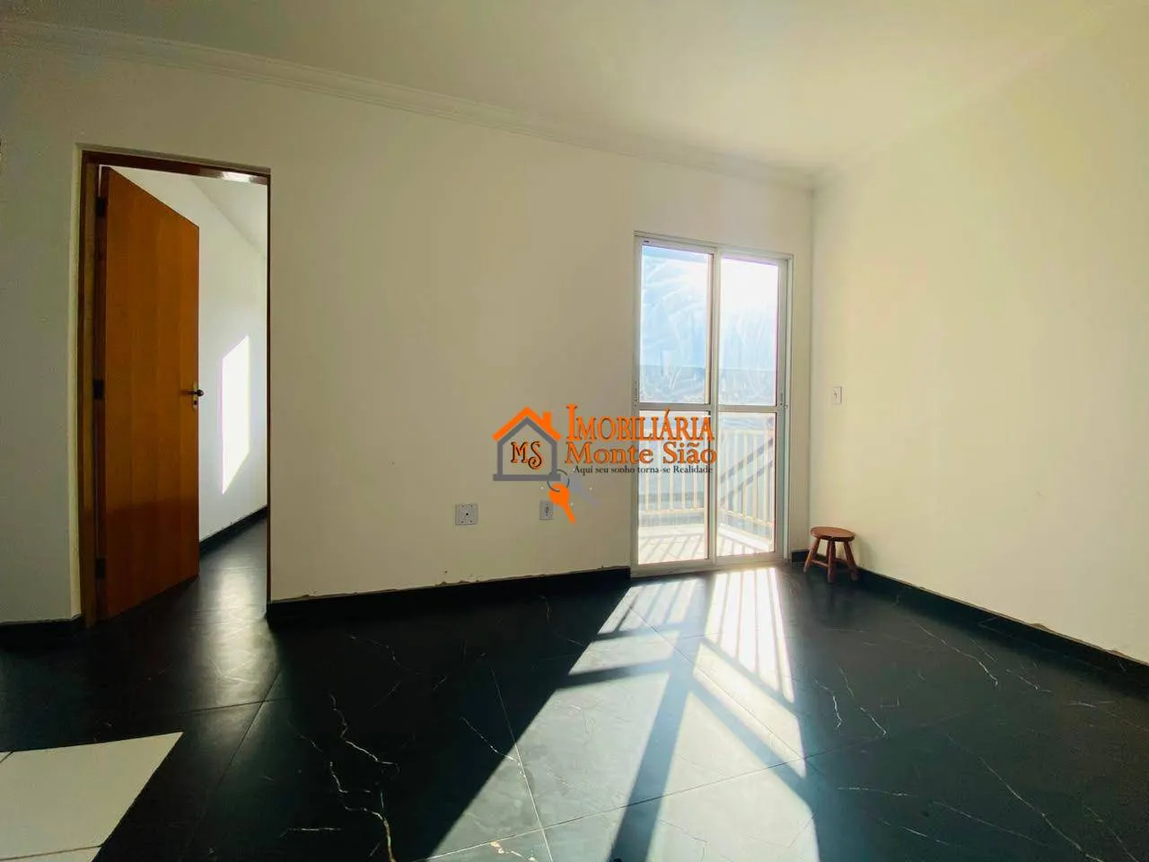 Foto do imóvel Apartamento com 2 dormitórios à venda, 42 m² por R$ 265.000,00 - Cidade Nova Bonsucesso - Guarulhos/SP