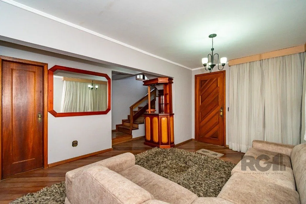 Imagem Casa sobrado na zona norte de 3 dormitórios 3 vagas e piscina