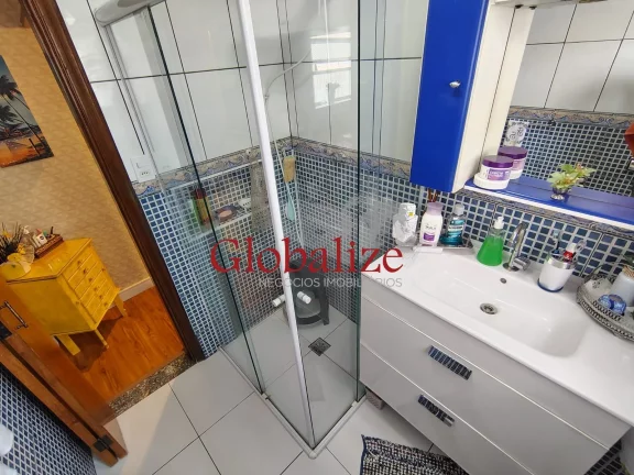 Imagem APARTAMENTO 02 DORMITÓRIOS, R$500.000,00, 74m², FICA À 1 QUADRA DA PRAIA, TOTALMENTE REFORMADO E ILUMINADO, LOCALIZAÇÃO PRIVILEGIADA