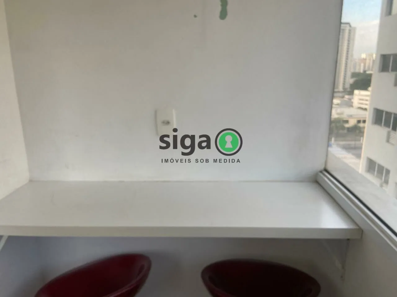 Imagem Conjunto Comercial Pronto para Uso ao Lado do Metrô na Barra Funda com 6 Vagas de Garagem